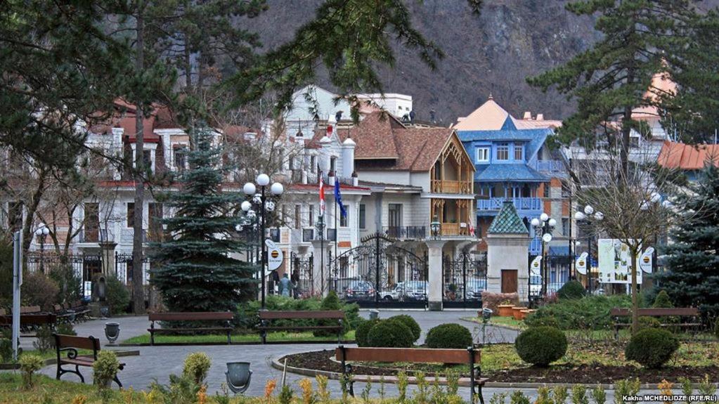 Gamsakhurdia Street Bordschomi Exterior foto